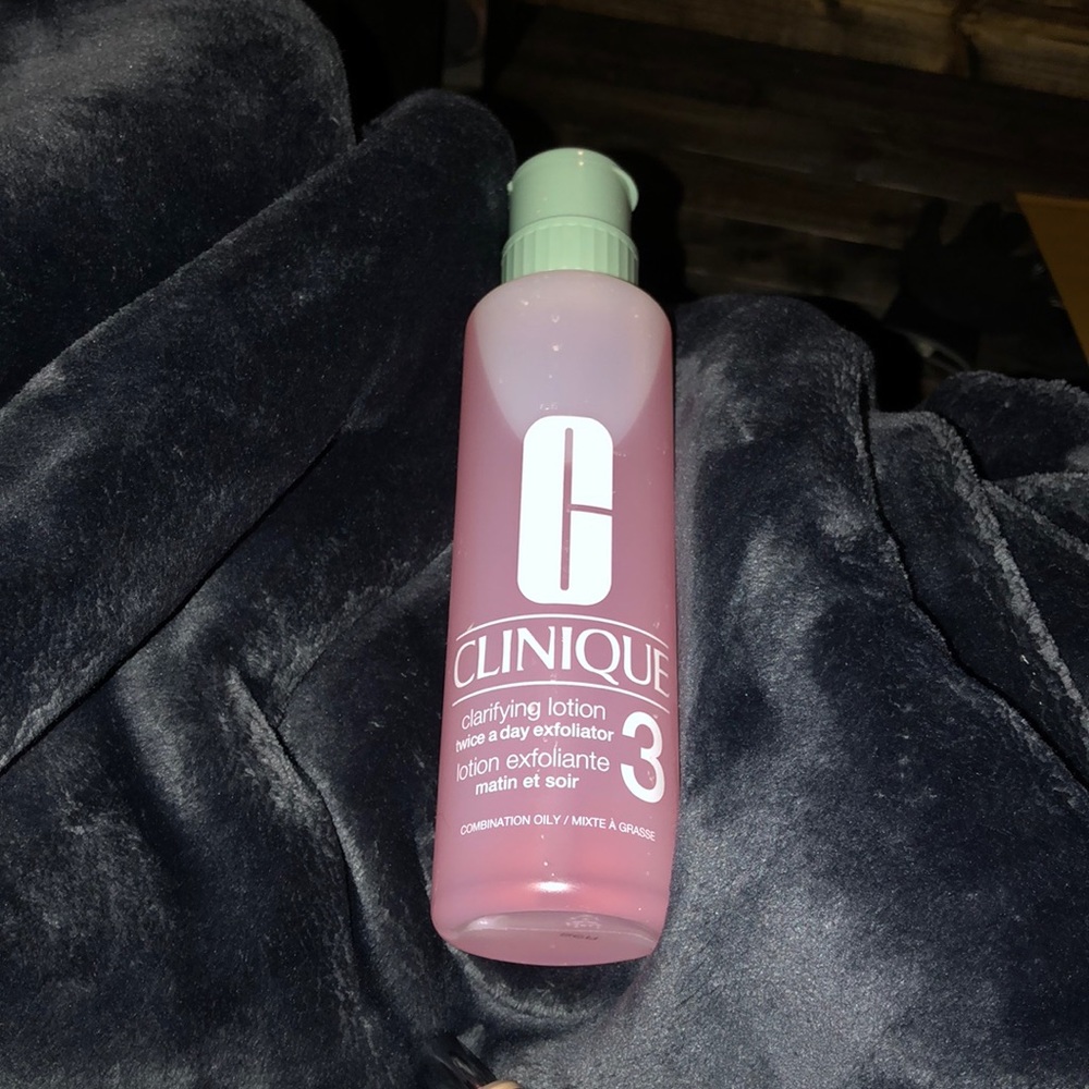 Clinique clarifying lotion, twice a day exfoliator